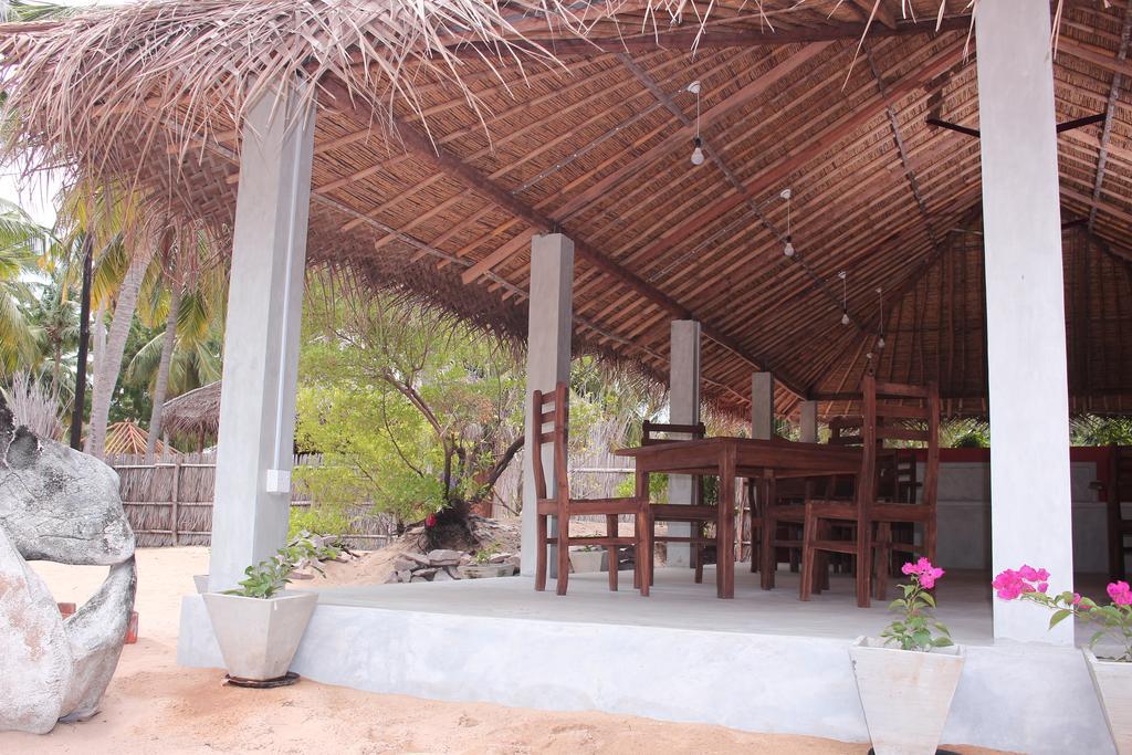 Cocodance Kitesurfing Resort Kalpitiya Exterior foto